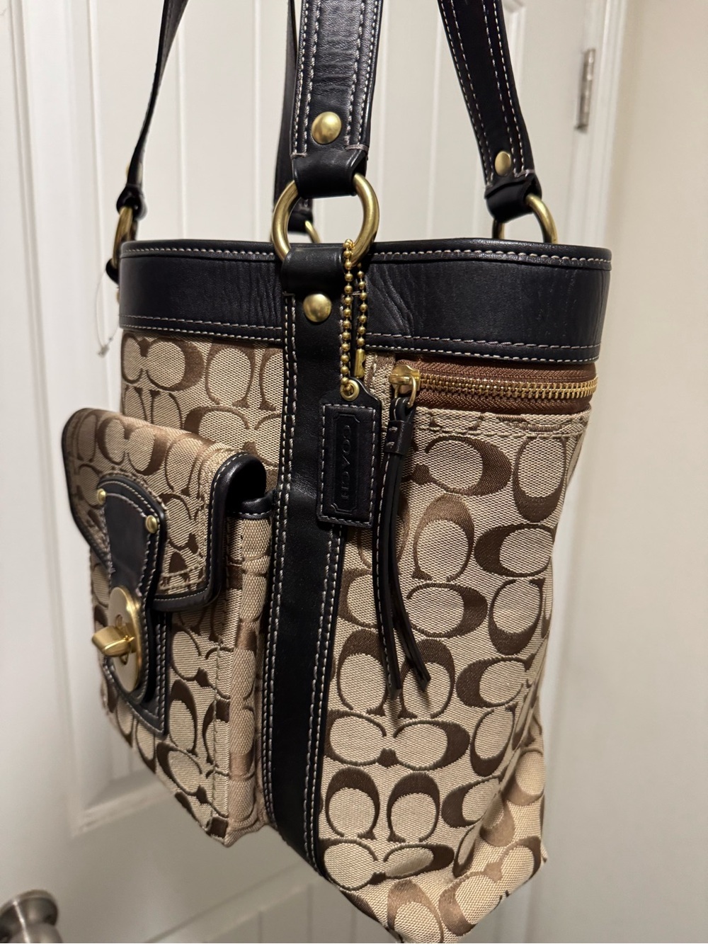Vintage Coach F12889 Signature Legacy 65th Anniversary Large Tote Bag from 2006 - Picture 3 of 6